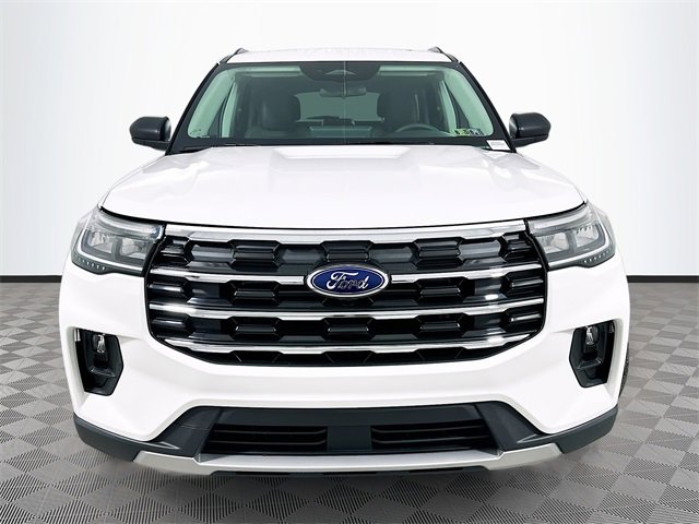 New 2026 Ford Explorer Active image 2