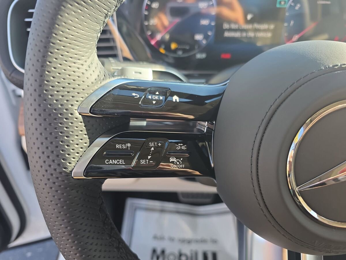 New 2026 Mercedes-Benz GLS 450 4MATIC image 17