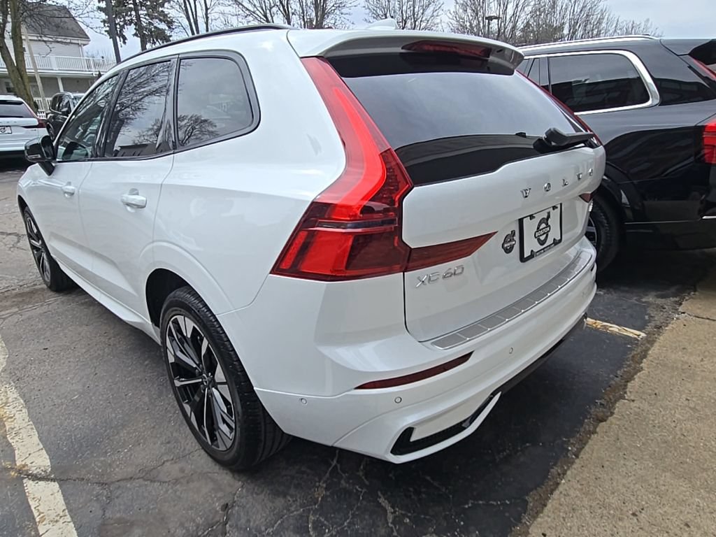 New 2026 Volvo XC60 B5 Plus w/ Protection Package Premier AWD/4WD image 7