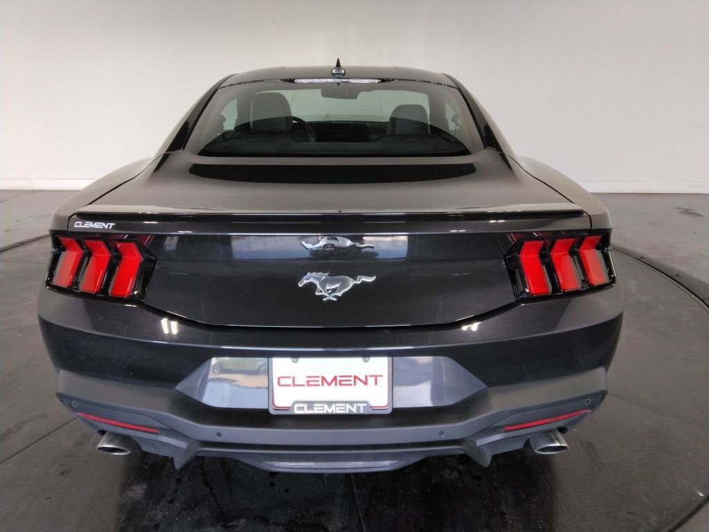 Used 2024 Ford Mustang Premium image 6