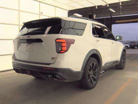 Used 2020 Ford Explorer ST w/ ST Street Pack AWD/4WD image 4