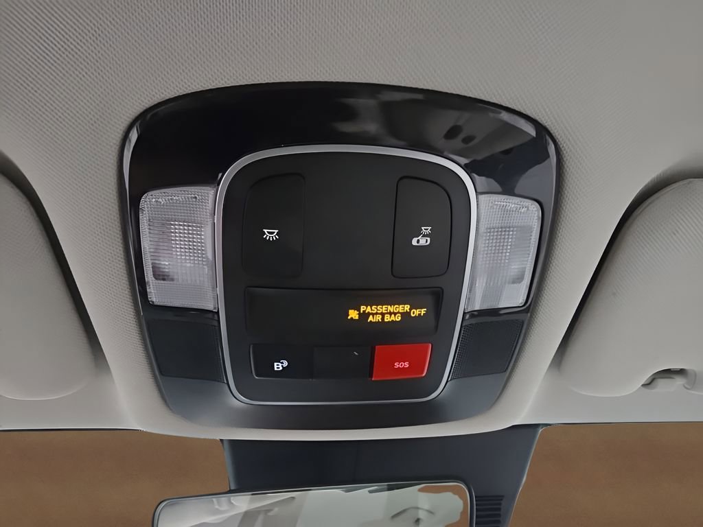 Certified 2025 Hyundai Sonata SEL image 29