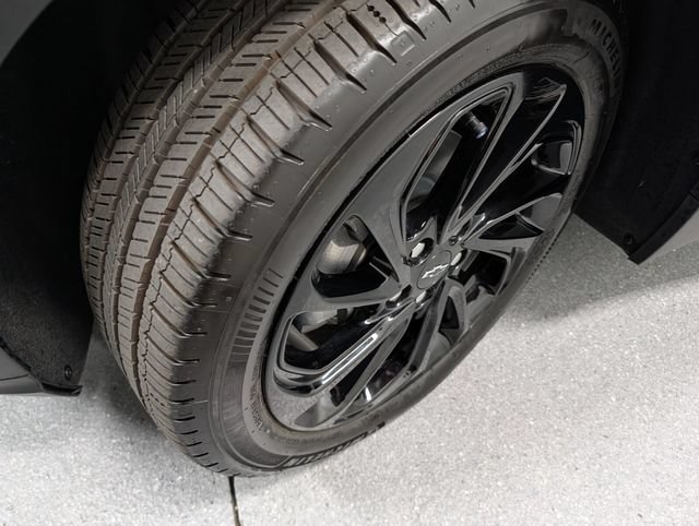 New 2027 Chevrolet Bolt RS FWD image 9