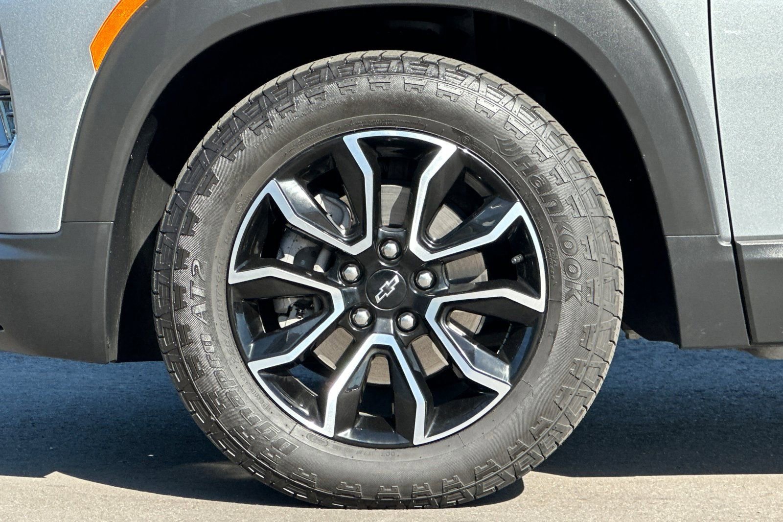 Used 2024 Chevrolet TrailBlazer ACTIV w/ Convenience Package FWD image 35