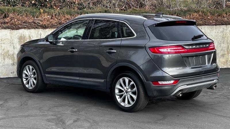 Used 2018 Lincoln MKC Select w/ Select Plus Package AWD/4WD image 3