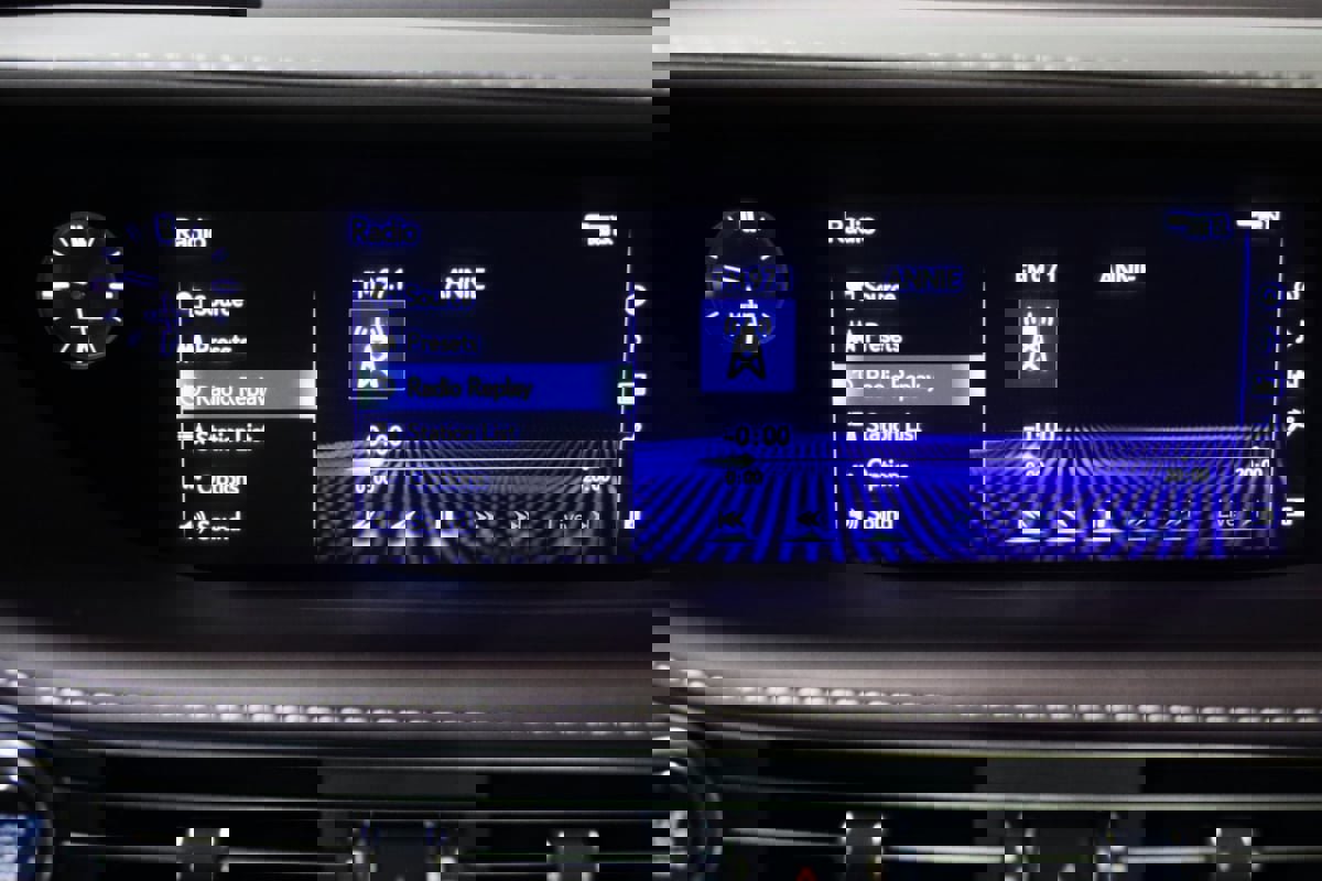 Used 2019 Lexus LS 500 AWD image 47