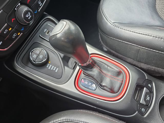 Used 2018 Jeep Compass Trailhawk w/ Cold Weather Group image 24