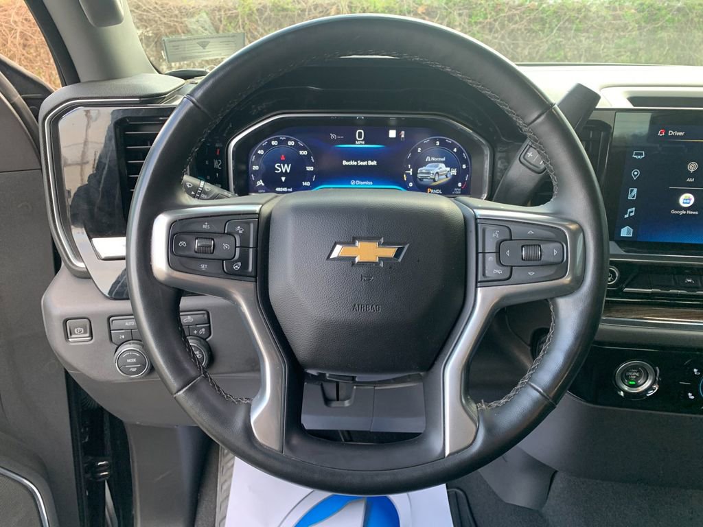 Used 2023 Chevrolet Silverado 1500 LT AWD/4WD image 26