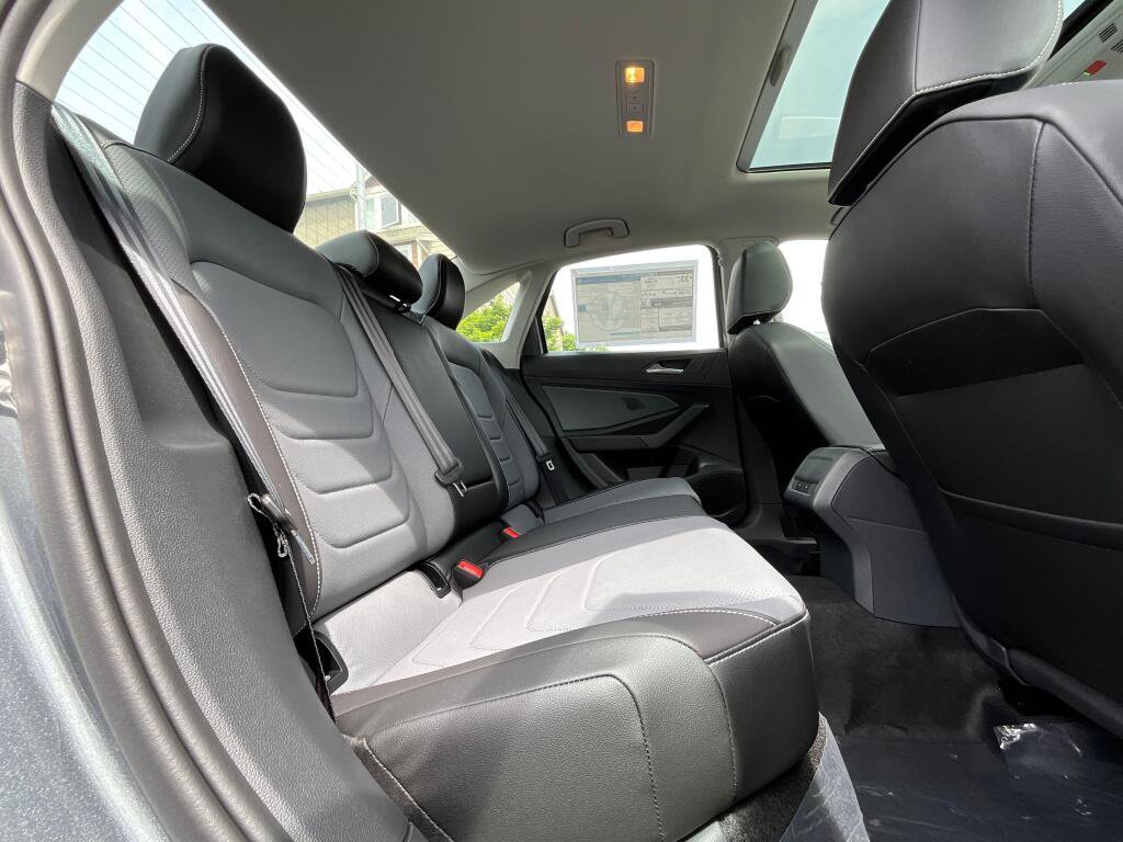 New 2026 Volkswagen Jetta SEL FWD image 14