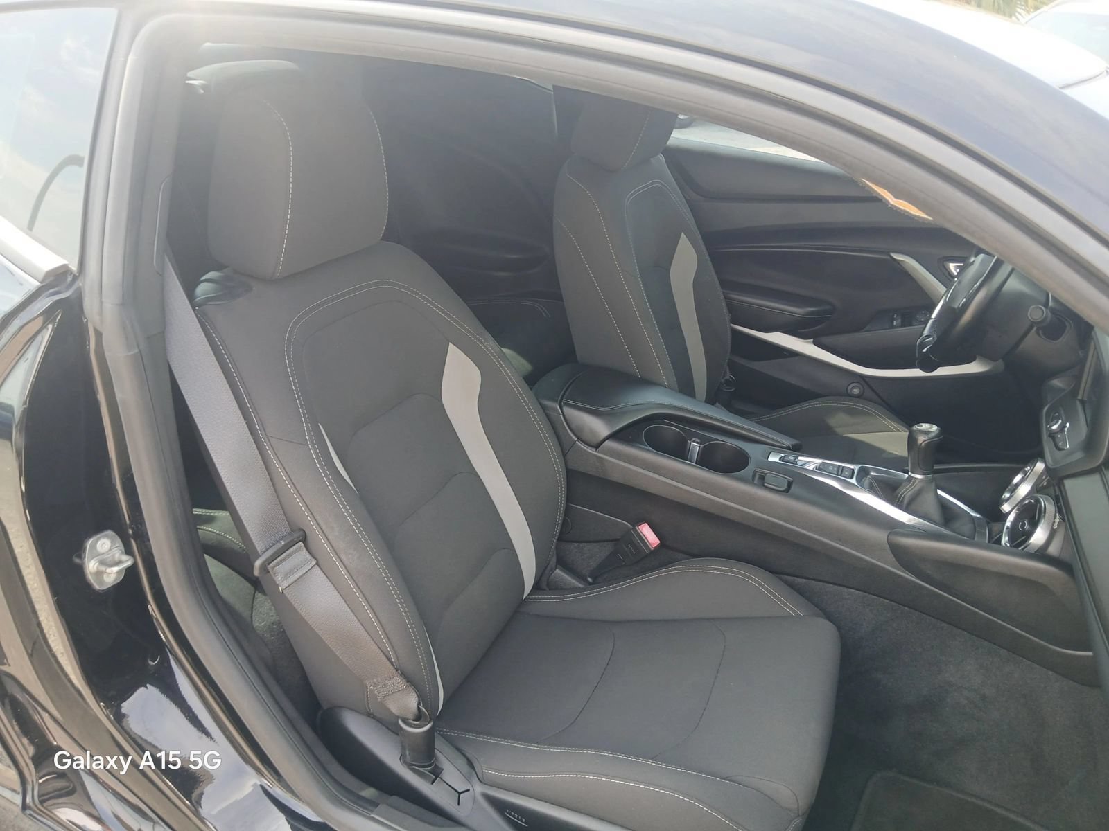 Used 2018 Chevrolet Camaro LS RWD image 17