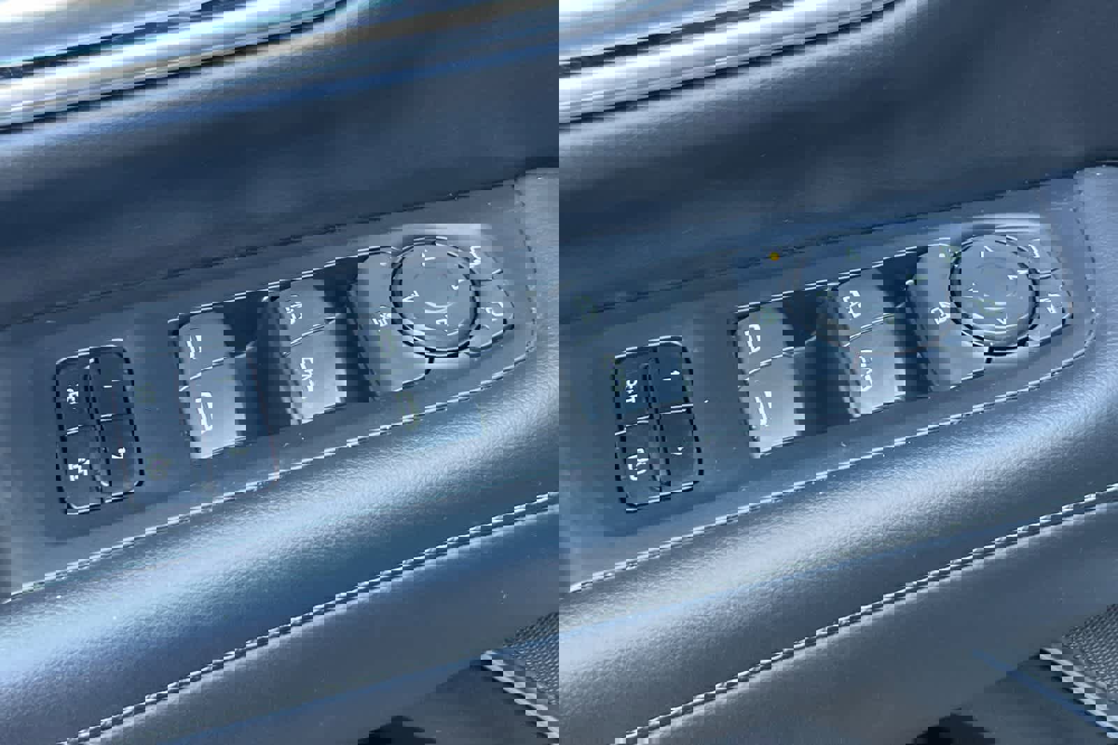 Used 2022 Chevrolet Tahoe LT image 14