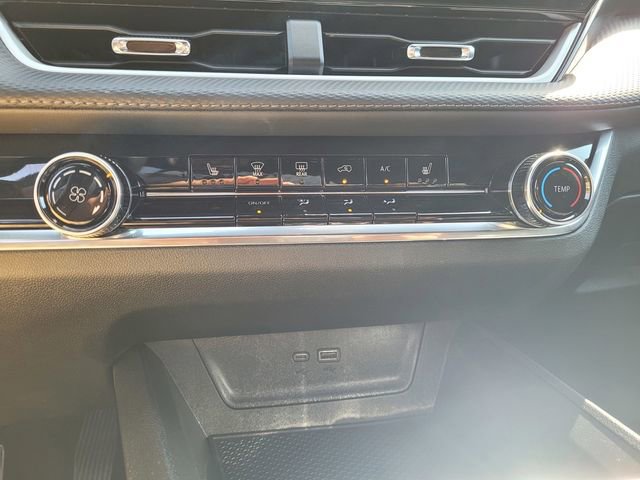 Used 2025 Chevrolet Equinox LT image 20