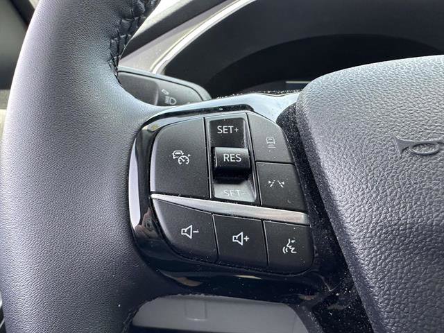 Used 2023 Ford Escape Platinum w/ Premium Technology Package AWD/4WD image 14