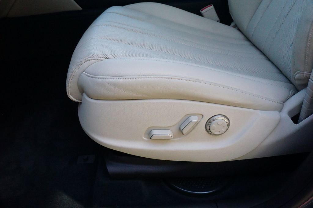 New 2025 Genesis GV80 2.5T Standard image 16