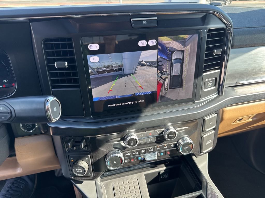 Used 2026 Ford F450 Lariat AWD/4WD image 31