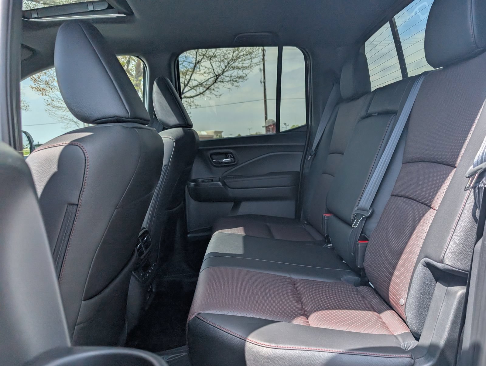 New 2026 Honda Ridgeline Black Edition image 4