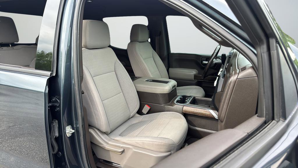 Used 2020 GMC Sierra 1500 Elevation w/ Elevation Value Package image 18