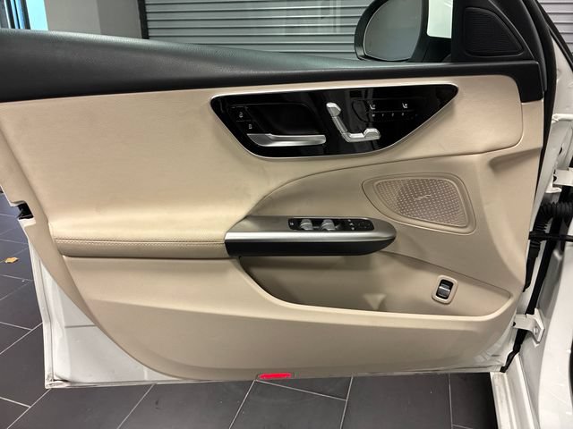 Used 2024 Mercedes-Benz C 300 Sedan image 10