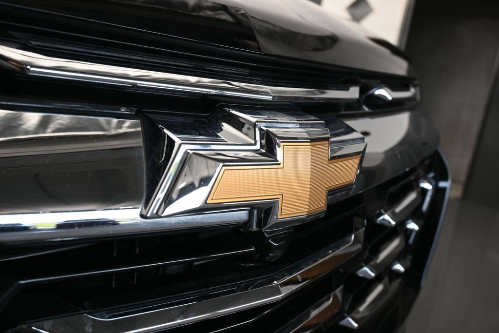 Used 2026 Chevrolet Equinox LT FWD image 45