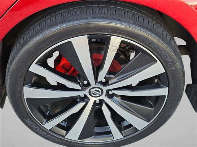 Used 2020 Nissan Altima 2.5 SR w/ Premium Package FWD image 9