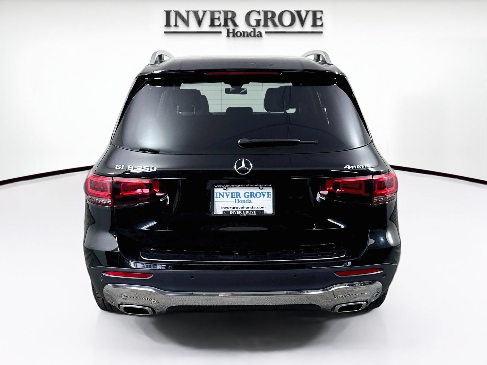 Used 2022 Mercedes-Benz GLB 250 4MATIC image 6