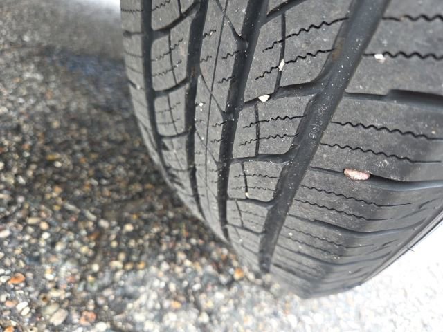 Used 2023 GMC Acadia SLT image 72