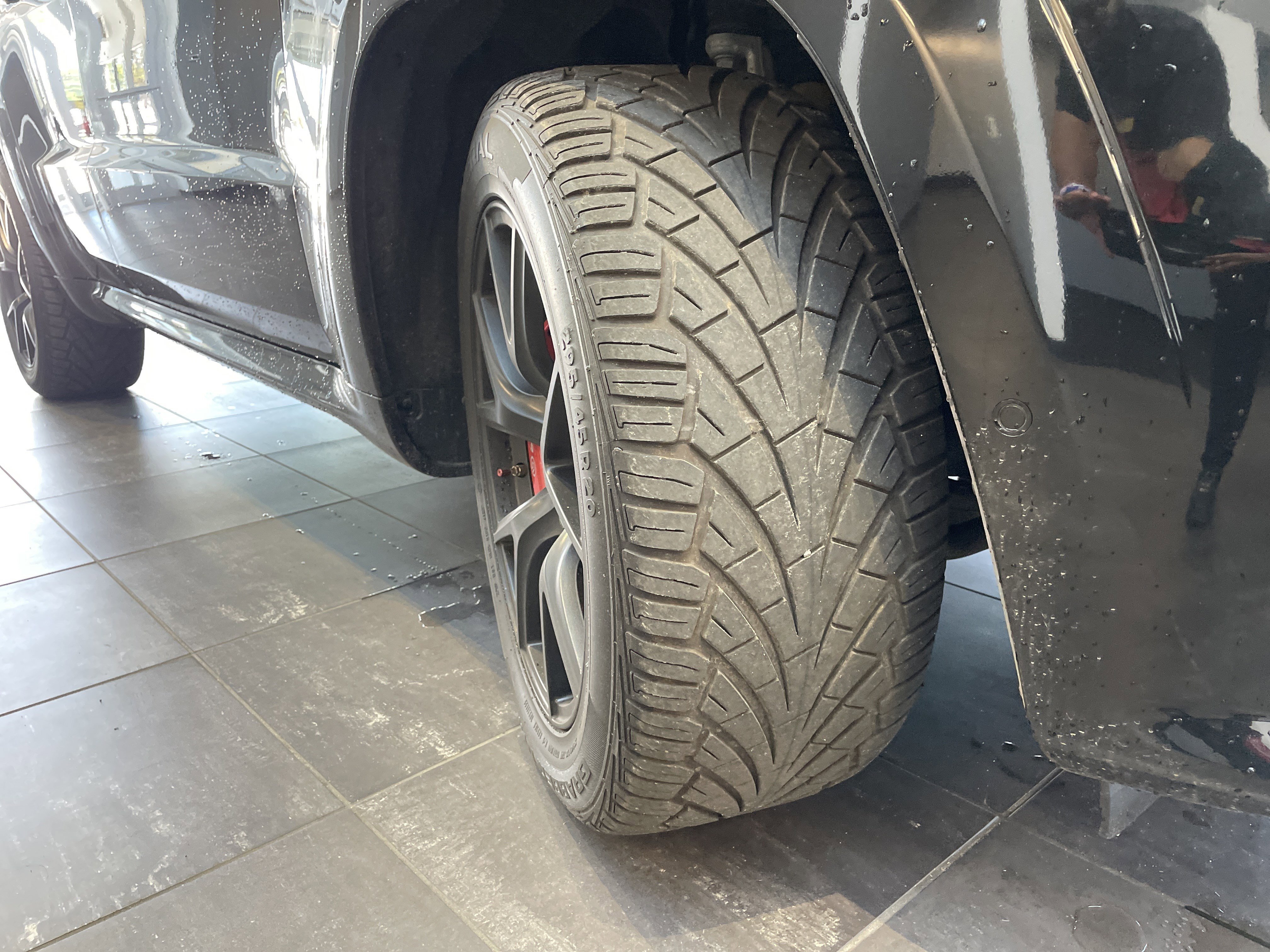 Used 2018 Jeep Grand Cherokee SRT AWD/4WD image 13
