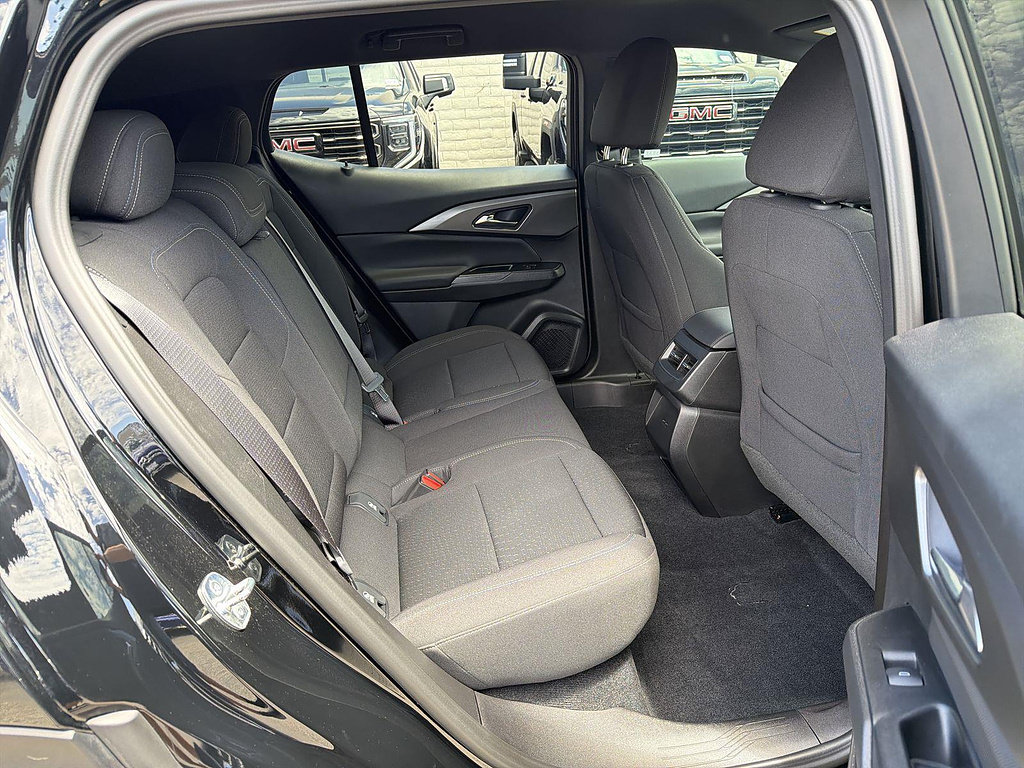 Used 2025 Chevrolet Equinox EV LT FWD image 25