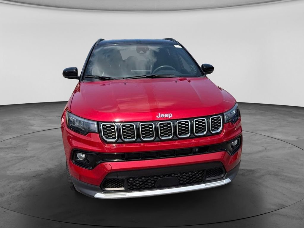 Used 2025 Jeep Compass Limited AWD/4WD image 4