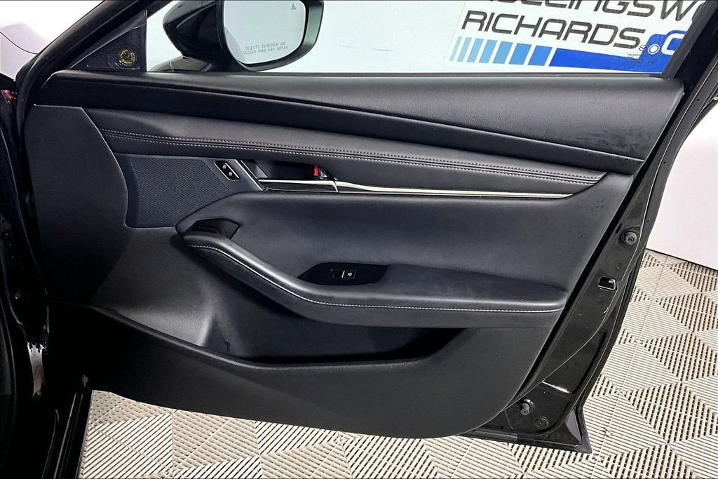 Used 2025 MAZDA MAZDA3 s FWD image 19