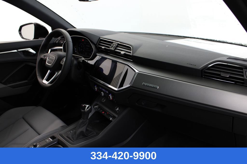 New 2025 Audi Q3 2.0T Premium image 22