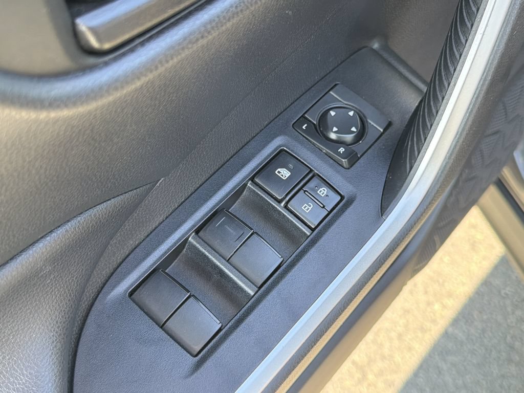 Used 2020 Toyota RAV4 LE w/ All Weather Liner Package AWD/4WD image 22