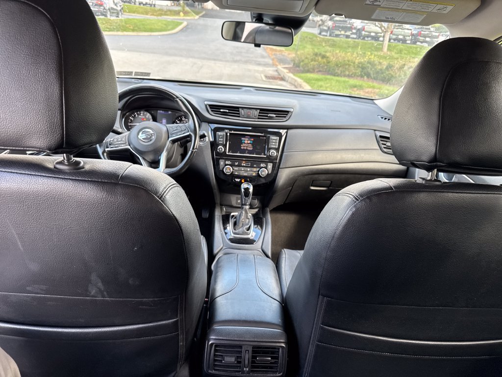 Used 2019 Nissan Rogue SV AWD/4WD image 24