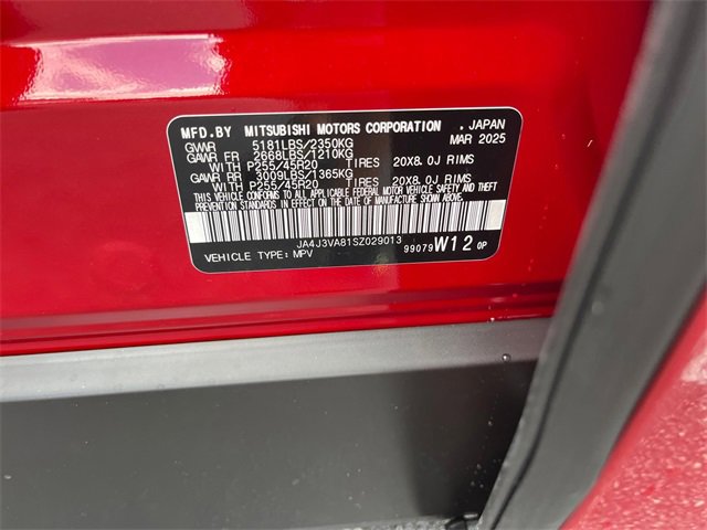 New 2025 Mitsubishi Outlander SE image 35