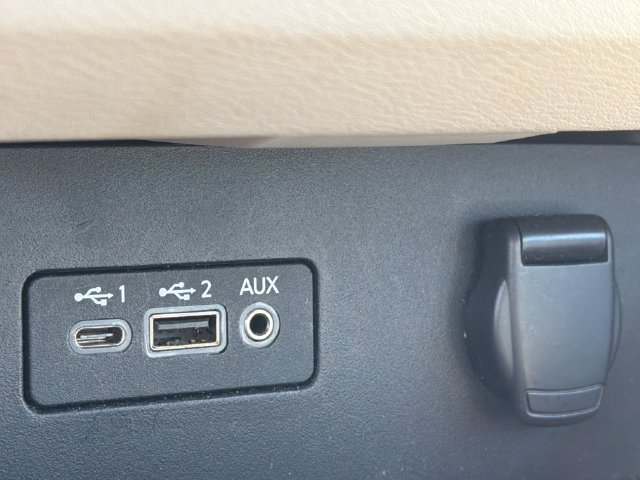 Used 2020 Nissan Altima 2.5 SL FWD image 31