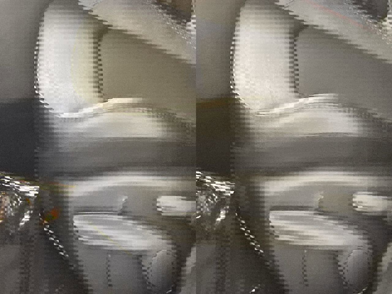 Used 2025 Jeep Compass Trailhawk image 18