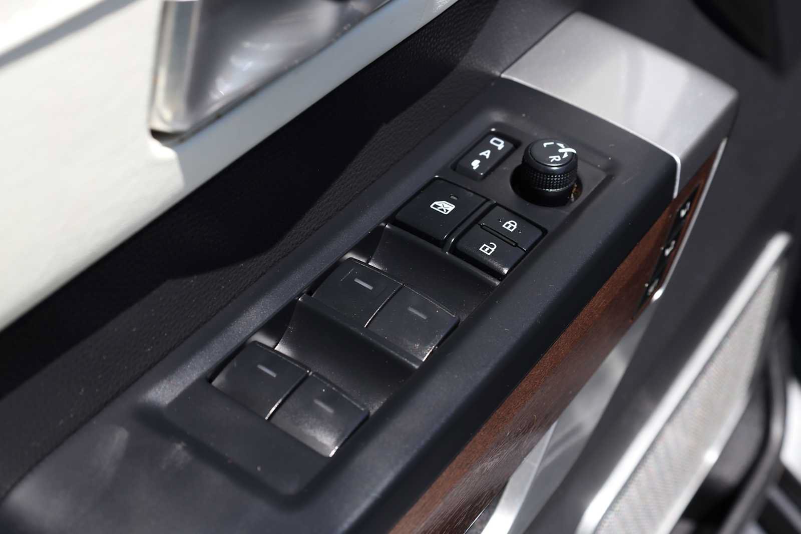 Used 2022 Toyota Tundra Capstone AWD/4WD image 52