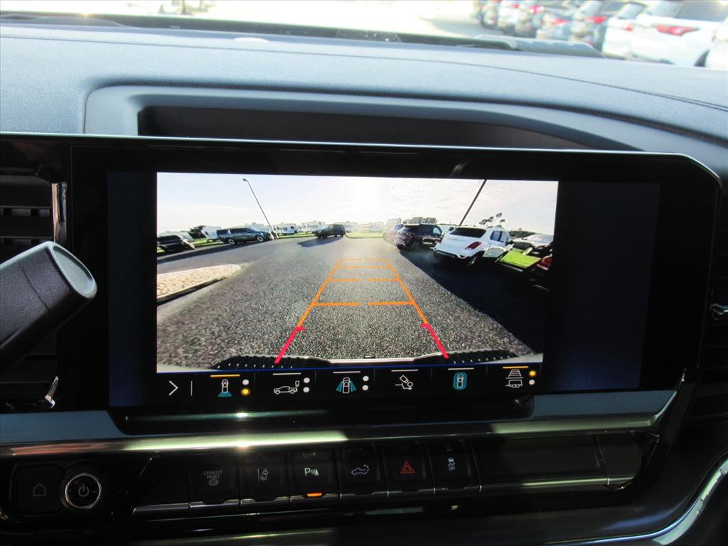 Used 2024 Chevrolet Silverado 2500 High Country w/ Technology Package image 24