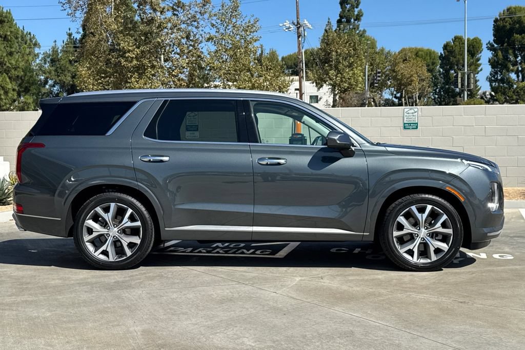 Used 2021 Hyundai Palisade Limited FWD image 6