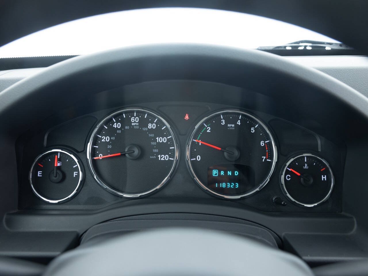Used 2012 Jeep Liberty Sport AWD/4WD image 32