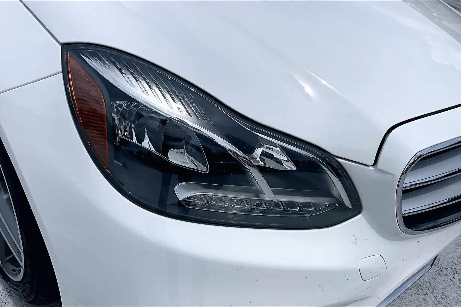 Used 2016 Mercedes-Benz E 350 4MATIC Sedan image 28