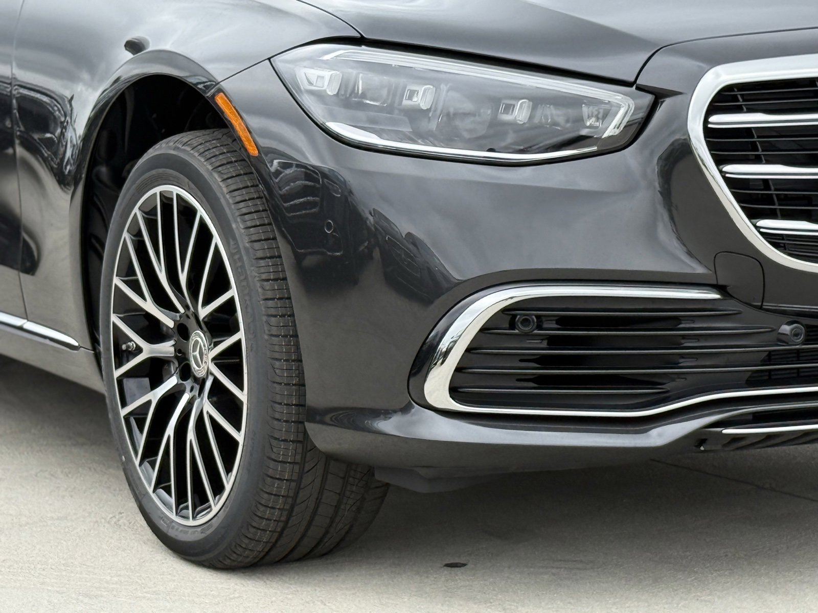 New 2026 Mercedes-Benz S 580 4MATIC Sedan image 4