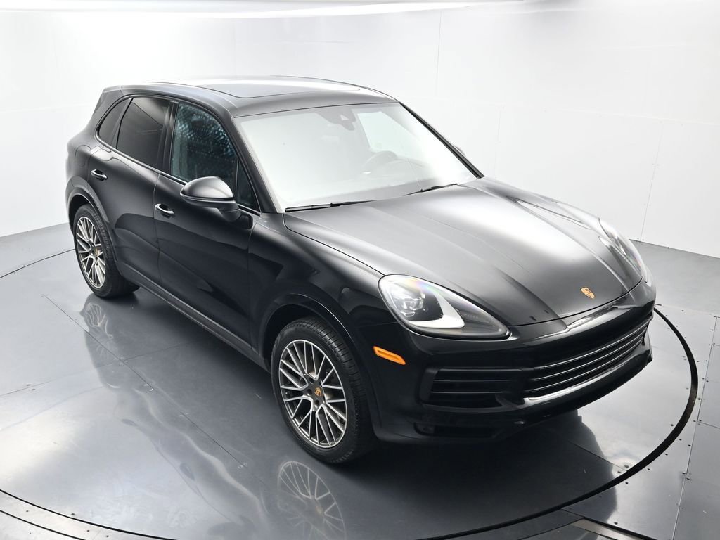 Certified 2023 Porsche Cayenne Platinum Edition image 41