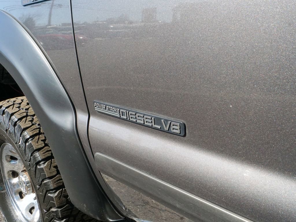 Used 2003 Ford F250 XLT image 9