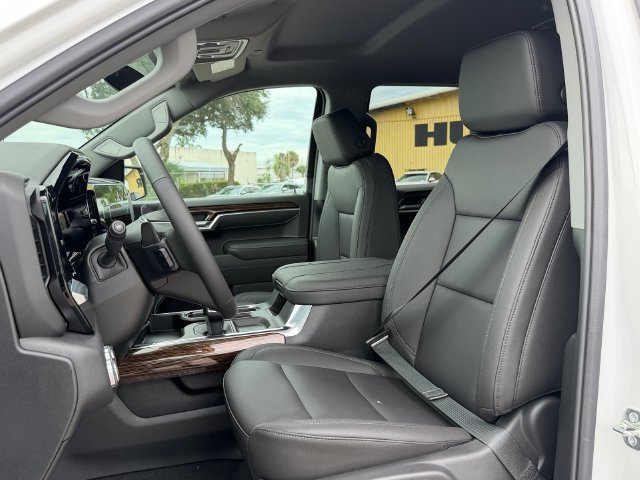 New 2026 GMC Sierra 1500 Elevation w/ Elevation Premium Package AWD/4WD image 9