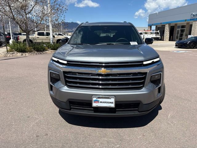 New 2026 Chevrolet Traverse LT w/ Driver Confidence Package AWD/4WD image 2