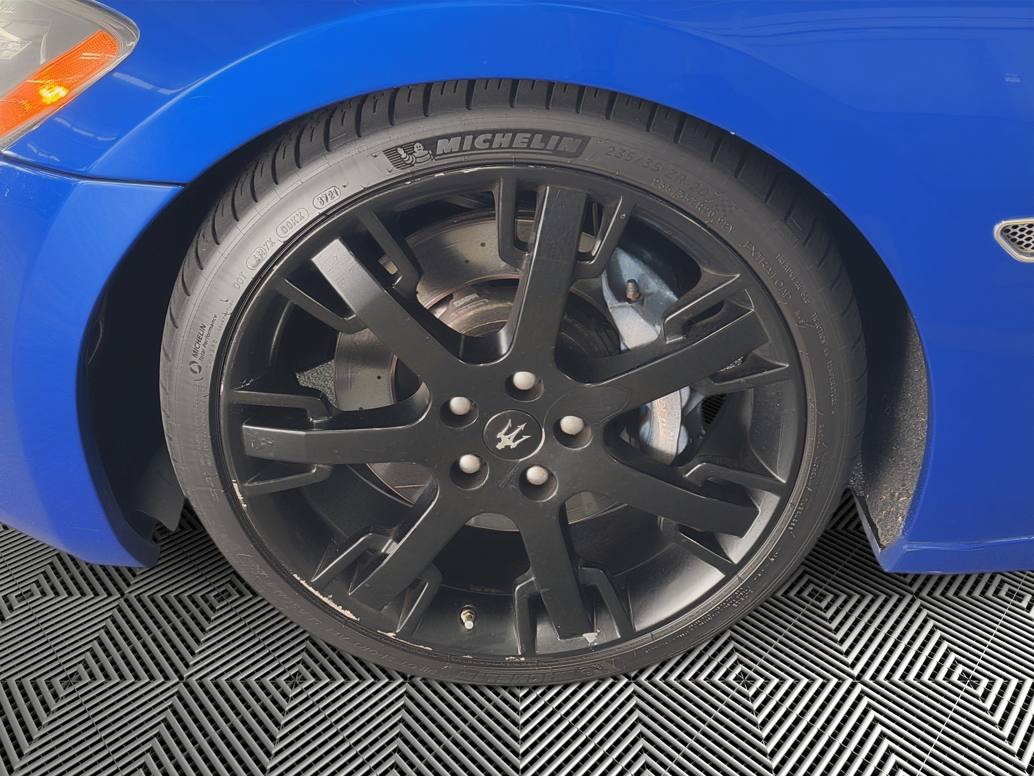 Used 2014 Maserati GranTurismo MC RWD image 12
