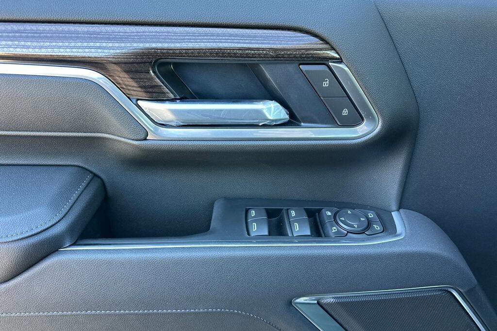 New 2026 Chevrolet Silverado 2500 LT image 10