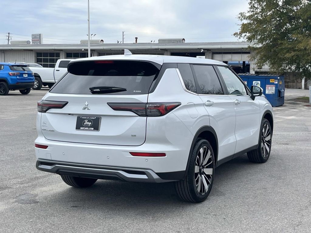 New 2026 Mitsubishi Outlander SE image 5