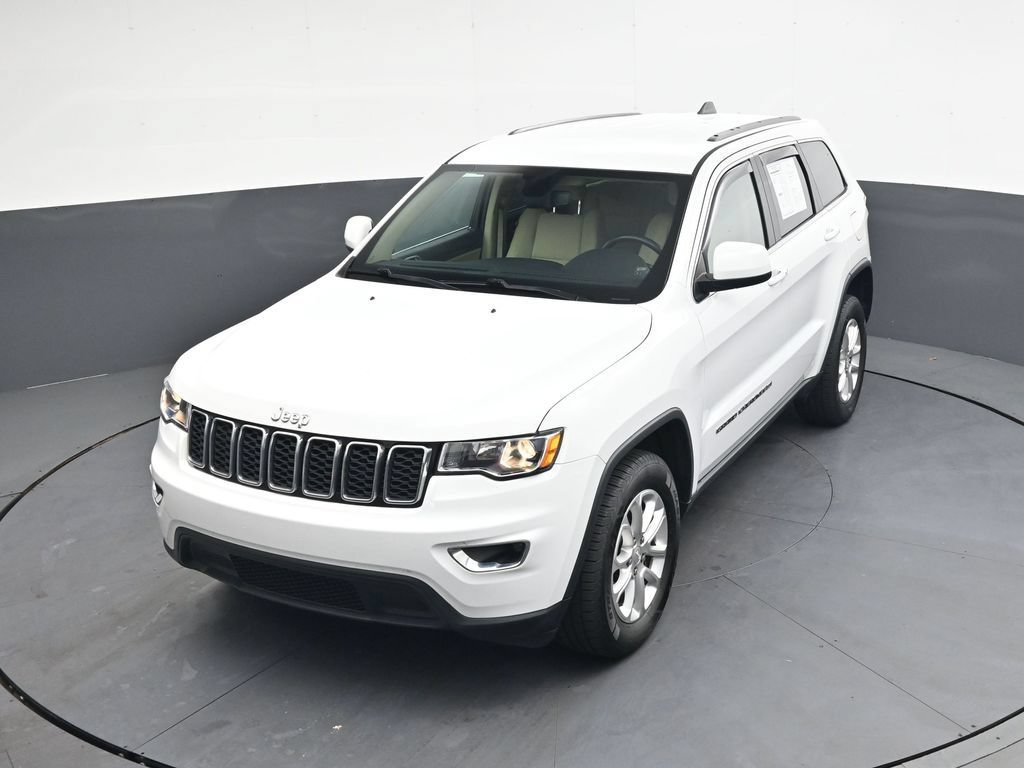 Used 2022 Jeep Grand Cherokee Laredo E AWD/4WD image 39
